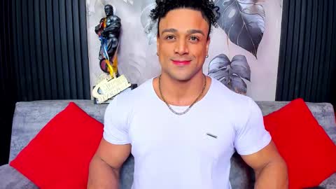   online show from November 1, 9:44 am