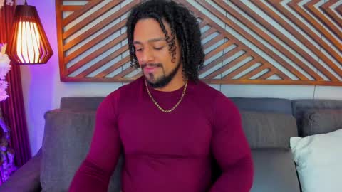 Snapshot of mike_estevess chatting on May 31, 6:09 pm online show from May 31, 6:09 pm