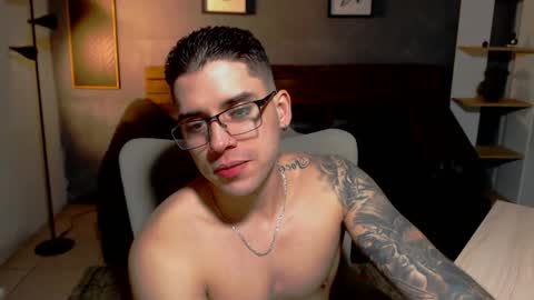 Mike Montoya online show from April 22, 10:44 pm