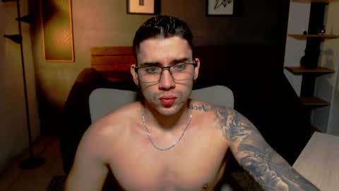 Mike Montoya online show from April 26, 3:37 am