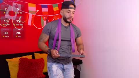 Snapshot of mike_savage3 chatting on July 3, 12:22 pm Mike online show from July 3, 12:22 pm