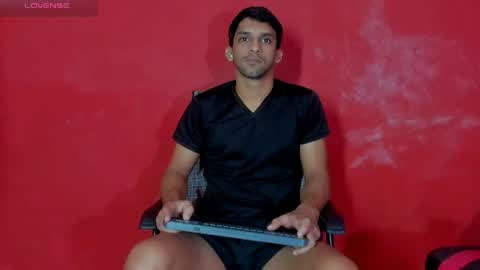 mike_shelby21 online show from May 21, 7:43 pm