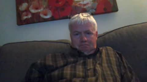 Snapshot of mikeb3200 chatting on July 14, 3:22 am mikeb3200 online show from July 14, 3:22 am