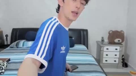 Mikebelf4 online show from February 12, 8:59 pm