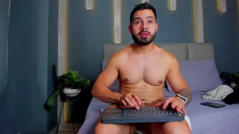 Mike Blare online show from December 28, 7:11 pm