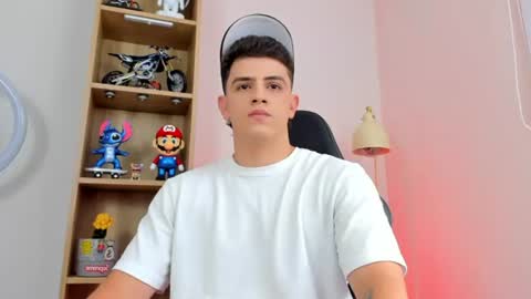 Snapshot of mikecooper_ chatting on June 9, 9:48 pm Mike Cooper online show from June 9, 9:48 pm