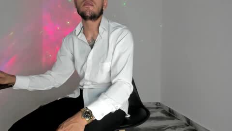 mikee_scooth online show from April 11, 7:45 am