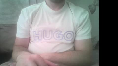 Snapshot of mikehockishuge9 chatting on July 12, 12:18 pm mikehockishuge9 online show from July 12, 12:18 pm