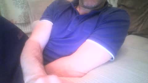 Snapshot of mikehockishuge9 chatting on July 22, 10:12 pm mikehockishuge9 online show from July 22, 10:12 pm