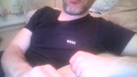 Snapshot of mikehockishuge9 chatting on July 28, 10:20 pm mikehockishuge9 online show from July 28, 10:20 pm