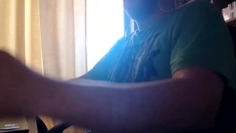 Snapshot of miker1239 chatting on January 2, 5:50 pm miker1239 online show from January 2, 5:50 pm