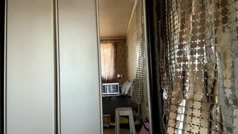 Mila online show from April 21, 7:25 am