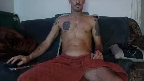 Snapshot of mikesexyslim chatting on November 26, 1:17 am mikesexyslim online show from November 26, 1:17 am