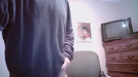 Snapshot of mikewulds chatting on December 4, 3:04 am Mike online show from December 4, 3:04 am