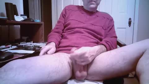 Snapshot of mikewulds chatting on February 26, 11:59 pm Mike online show from February 26, 11:59 pm