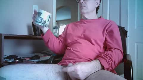Snapshot of mikewulds chatting on October 19, 2:29 pm Mike online show from October 19, 2:29 pm