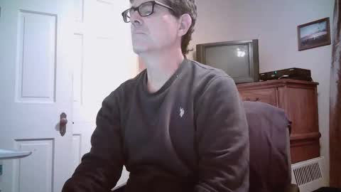 Snapshot of mikewulds chatting on October 25, 2:52 am Mike online show from October 25, 2:52 am