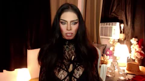 Mistress MikeyAlawi online show from October 27, 9:46 am