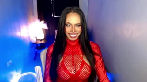 Mistress MikeyAlawi online show from April 20, 6:42 pm