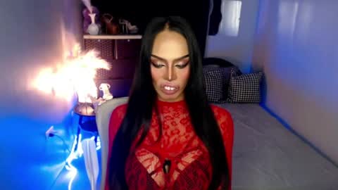 Mistress MikeyAlawi online show from June 8, 5:35 pm