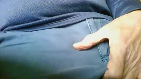 mikeybed online show from February 14, 3:31 pm