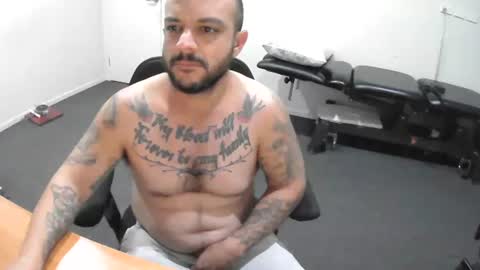 Snapshot of mikeyd87496034 chatting on July 15, 7:46 am mikeyd87496034 online show from July 15, 7:46 am
