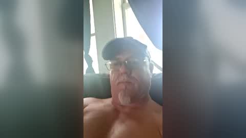 Snapshot of mikeynutts chatting on July 9, 1:26 pm mikeynutts online show from July 9, 1:26 pm