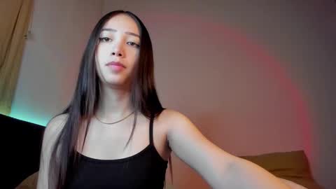 VIOLETAMIKE online show from March 6, 8:16 pm