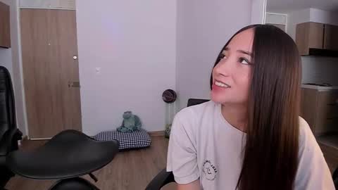 VIOLETAMIKE online show from September 23, 6:00 pm