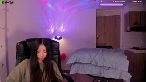 VIOLETAMIKE online show from April 2, 1:47 am