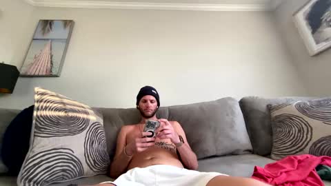 Snapshot of mikeywhite123 chatting on January 11, 9:57 pm mikeywhite123 online show from January 11, 9:57 pm