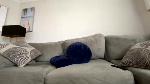 Snapshot of mikeywhite123 chatting on February 3, 1:51 pm mikeywhite123 online show from February 3, 1:51 pm