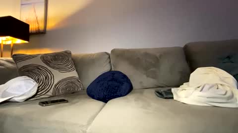 Snapshot of mikeywhite123 chatting on February 22, 5:55 am mikeywhite123 online show from February 22, 5:55 am