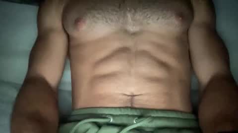 Snapshot of mikeyy2727 chatting on February 28, 4:57 am mikeyy2727 online show from February 28, 4:57 am