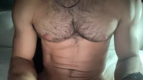 Snapshot of mikeyy2727 chatting on April 20, 1:41 am mikeyy2727 online show from April 20, 1:41 am