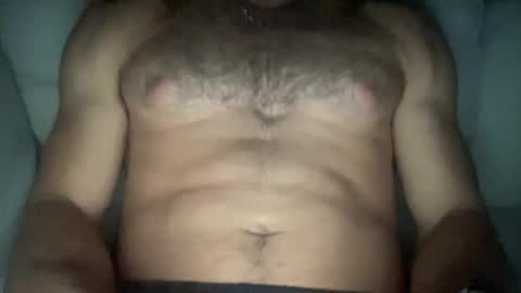 Snapshot of mikeyy2727 chatting on April 27, 4:21 am mikeyy2727 online show from April 27, 4:21 am