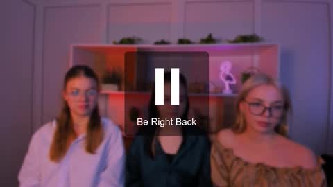 miki_ti online show from October 18, 8:26 am