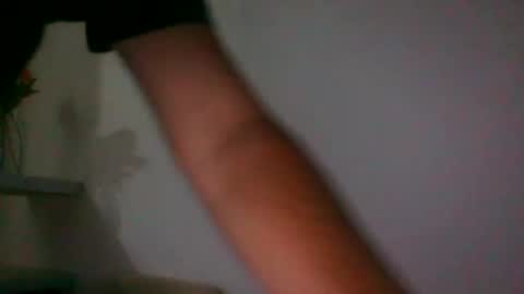 Snapshot of mikiiiiiiiiii790936 chatting on May 8, 5:40 pm mikiiiiiiiiii790936 online show from May 8, 5:40 pm