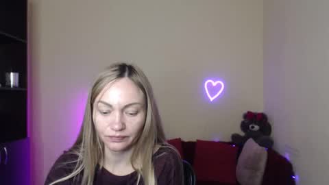 Adalina online show from April 15, 6:04 pm