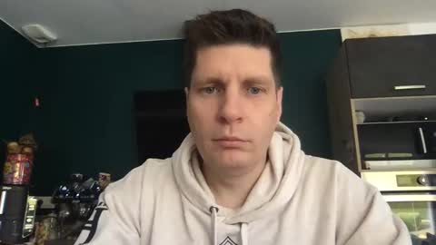 Snapshot of miklp8463 chatting on March 2, 7:59 am miklp8463 online show from March 2, 7:59 am