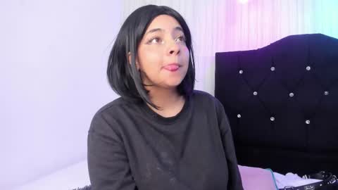   miku katsuragi  online show from February 3, 5:16 am