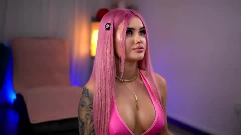 Snapshot of miky_lust chatting on April 22, 8:39 am Miky online show from April 22, 8:39 am