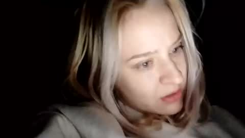 Mila 420 online show from February 5, 9:30 pm