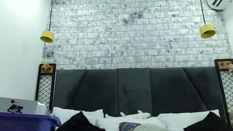 Snapshot of mila_adamss chatting on January 13, 10:58 am mila_adamss online show from January 13, 10:58 am