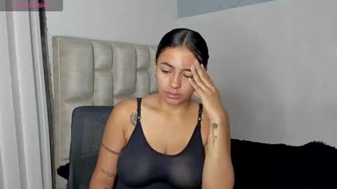 Snapshot of mila_bigboobs chatting on July 8, 10:09 am mila online show from July 8, 10:09 am