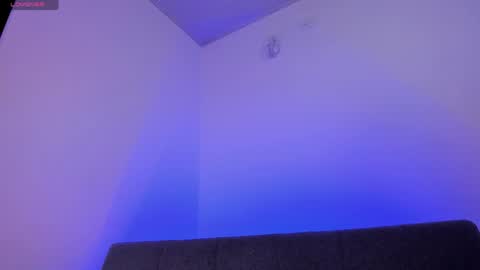 Snapshot of mila_chic chatting on May 23, 5:06 pm mila online show from May 23, 5:06 pm