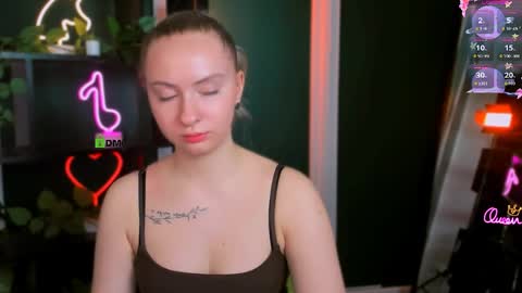 mila_glow online show from April 5, 6:38 pm