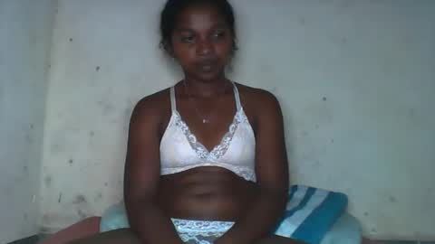 mila_lunah online show from March 18, 6:44 pm