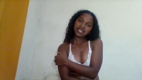 mila_lunah online show from April 8, 5:02 pm