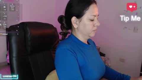 mila_phoenix online show from November 20, 10:15 am